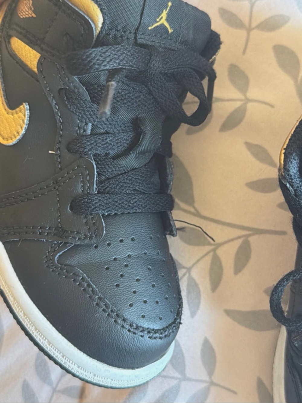 Jordan Baby Walker Sneakers in Black and Yellow